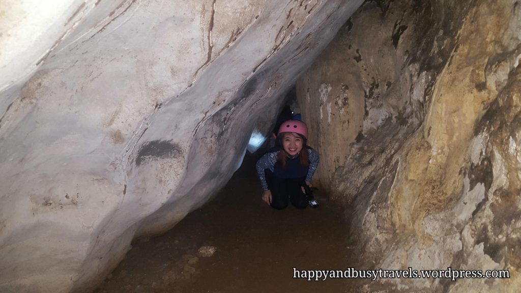 Calinawan Cave - crawling inside the cave