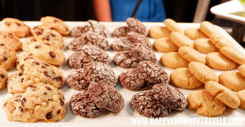 Sea Breeze Cafe Hennan Bohol Happy and Busy Travels Chocolate Chip Cookie, Chocolate Crinkles, Peanut Butter Cookies