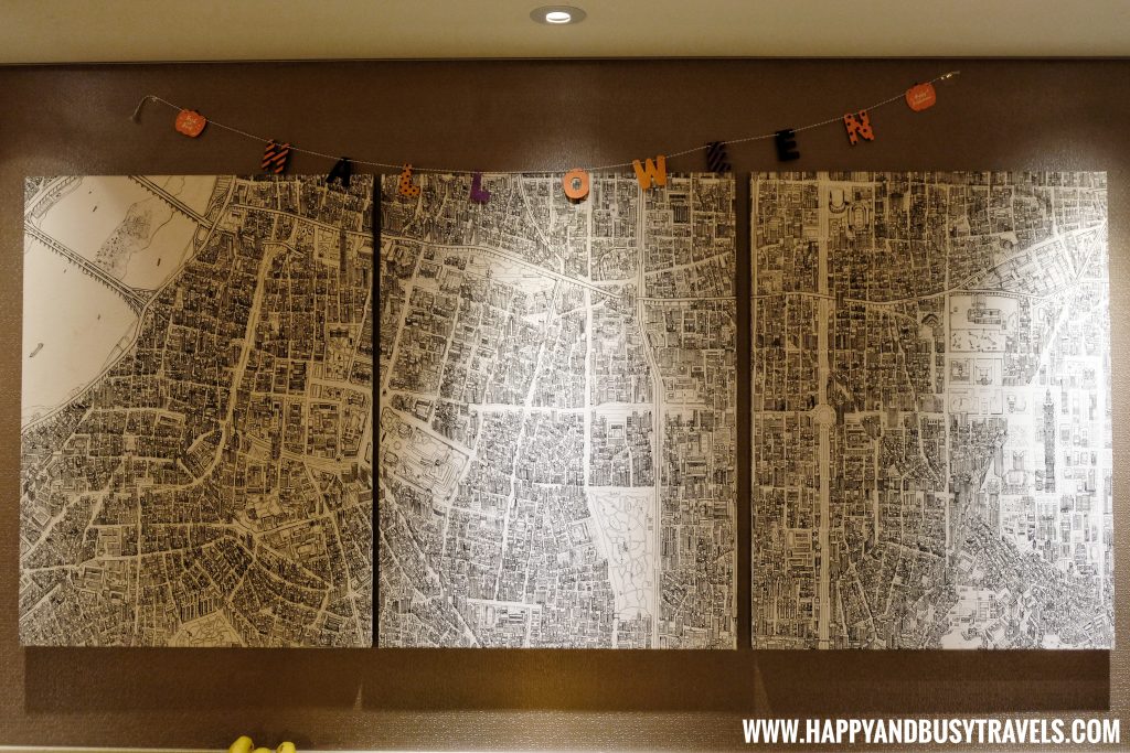 wall decor of Orange Hotel Kaifong Happy and Busy Travels to Taiwan