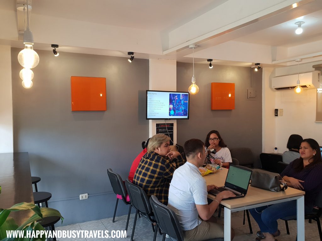 Coffice Workspace space for meetings, group study, workshops review of Happy and Busy Travels