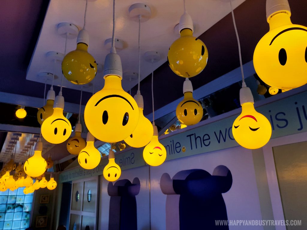 smiling lights in the lobby of Bearseum Bear Museum in Tagaytay City Happy and Busy Travels review