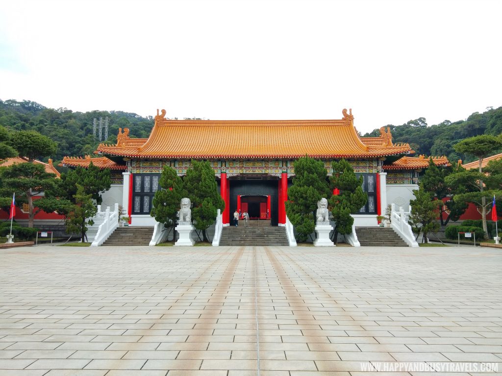 Entrance Building National Revolutionary Martyrs' Shrine 國民革命忠烈祠 - Happy and Busy Travels to Taiwan