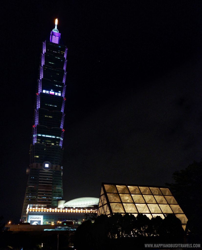 Taipei 101 台北101 Xinyi Wei Xiu Shopping District 信義威秀商圈 - Happy and Busy Travels to Taiwan