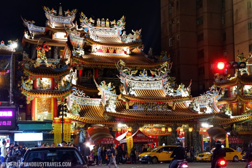 Raohe Night Market Ciyou Temple (饒河夜市慈祐宮) Raohe Night Market - Happy and Busy Travels to Taiwan