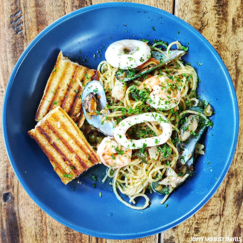 Aglio Olio Pasta Talaarawan Farm Cafe - Happy and Busy Travels Where to eat in silang cavite