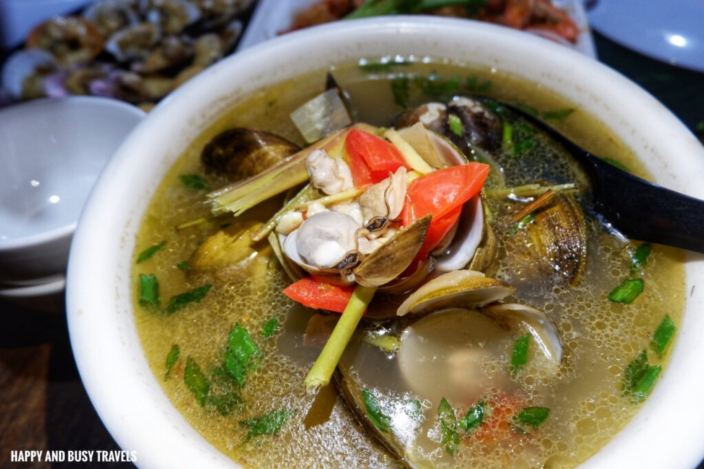 sinigang na halaan Balai Seafood Restaurant Boracay - Seafood Paluto - Happy and Busy Travels Where to eat in boracay
