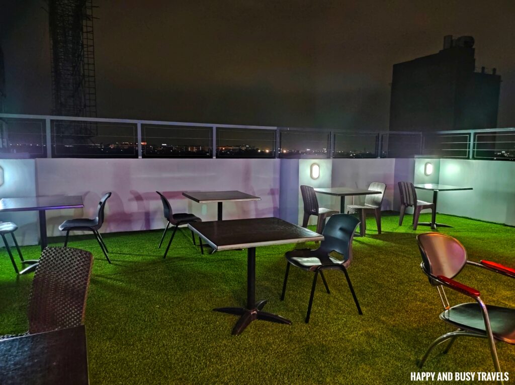 rooftop lounge Arzo Hotel Makati Premier Annex - Where to stay in Makati budget hotel - Happy and Busy Travels