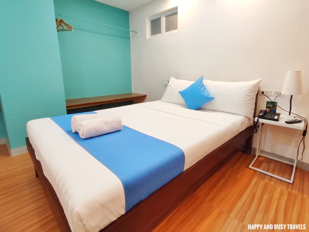 superior deluxe room Arzo Hotel Makati Premier Annex - Where to stay in Makati budget hotel - Happy and Busy Travels