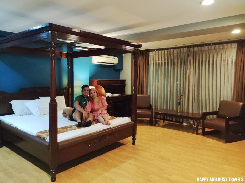 deluxe king room Arzo Hotel Manila - Where to stay in Paco Manila - Happy and Busy Travels