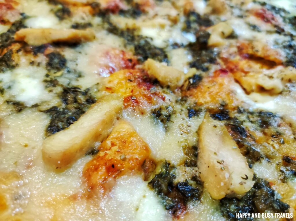 Grilled Chicken PEsto Pizza Carlos Pizza Serin Tagaytay - Where to eat restaurant - Happy and Busy Travels