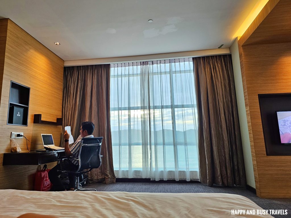 Grandis Hotels and Resorts 12 - Deluxe studio sea view room Where to stay in Kota Kinabalu Sabah Malaysia near airport mall shopping - Happy and Busy Travels