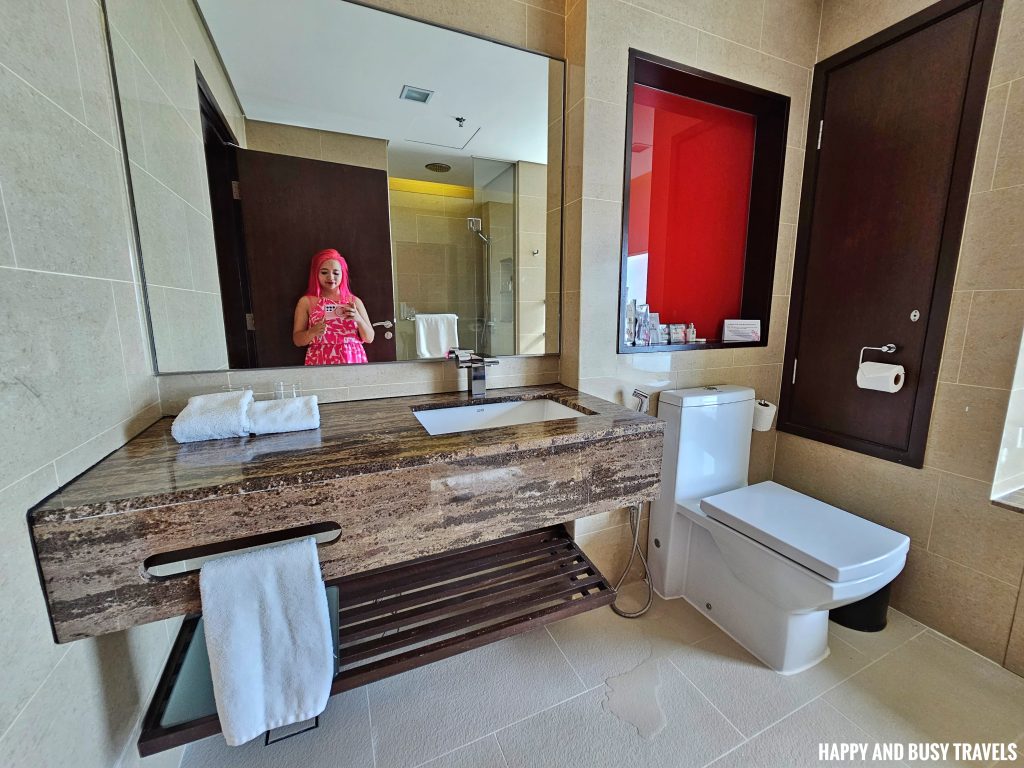 Grandis Hotels and Resorts 17 - Deluxe studio sea view room comfort room Where to stay in Kota Kinabalu Sabah Malaysia near airport mall shopping - Happy and Busy Travels