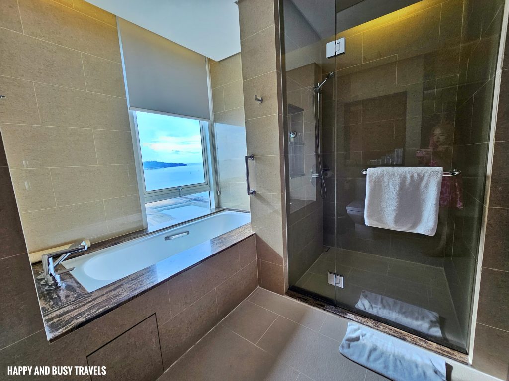 Grandis Hotels and Resorts 18 - Deluxe studio sea view room bath tub shower Where to stay in Kota Kinabalu Sabah Malaysia near airport mall shopping - Happy and Busy Travels