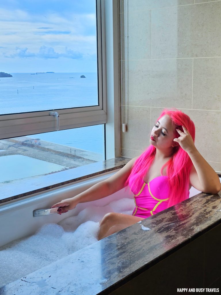 Grandis Hotels and Resorts 19 - Deluxe studio sea view room bath tub Where to stay in Kota Kinabalu Sabah Malaysia near airport mall shopping - Happy and Busy Travels