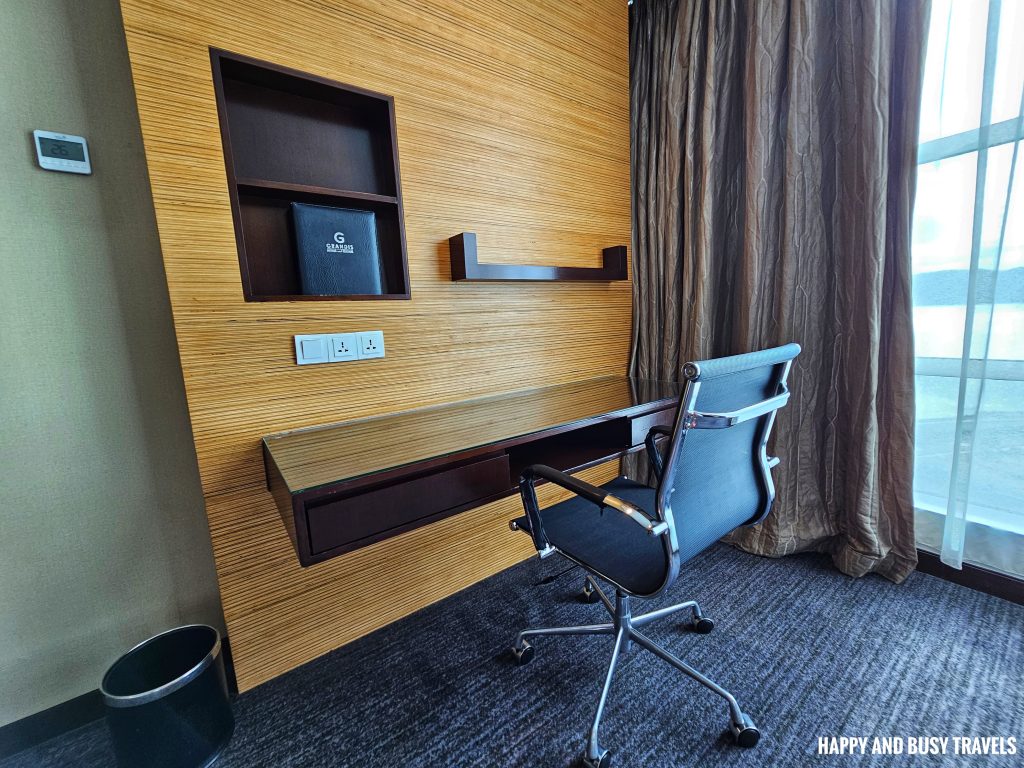 Grandis Hotels and Resorts 4 - Deluxe studio sea view room study desk Where to stay in Kota Kinabalu Sabah Malaysia near airport mall shopping - Happy and Busy Travels