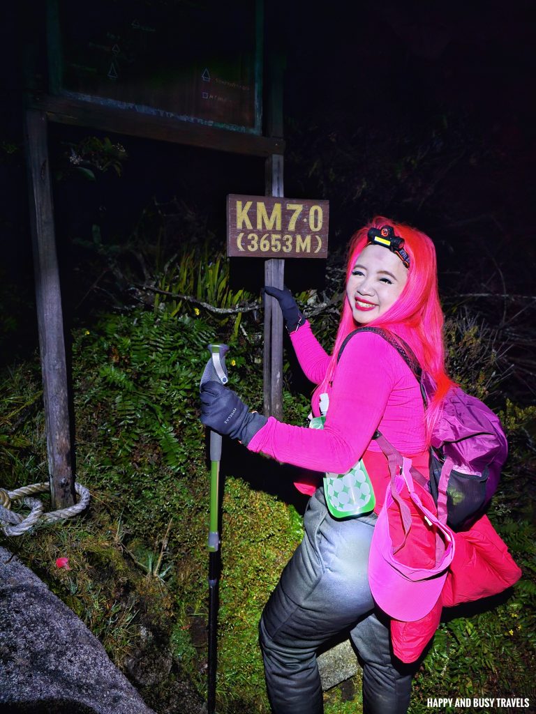 Climbing mount kinabalu 52 - 7 KM sign second day how to climb tips kota kinabalu sabah malaysia highest peak south east asia mountain - Happy and Busy Travels