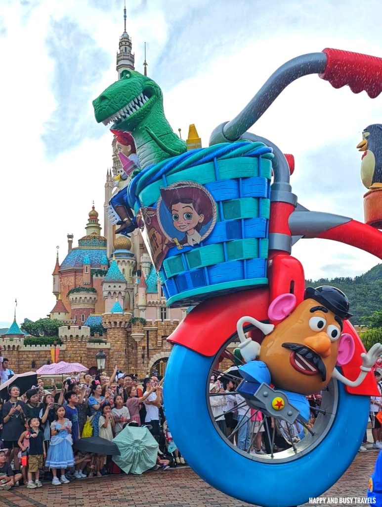 Hong Kong Disneyland Resort 70 - Parade tips FAQs where to buy tickets Klook - Happy and Busy Travels