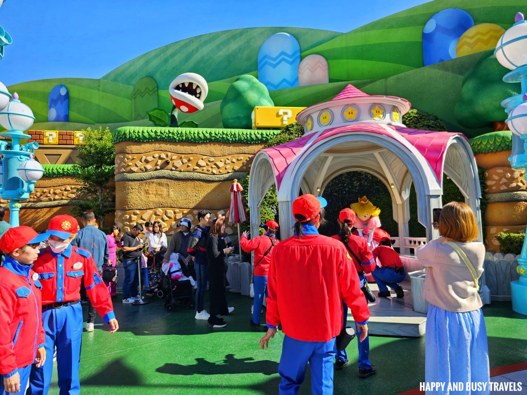 Universal Studios Japan 32 - meet and greet merchandise Super Nintendo World Mario Luigi Princess peach Osaka Where to go USJ - Happy and Busy Travels