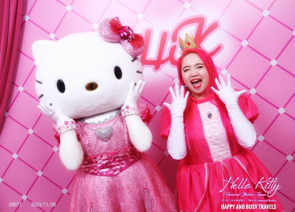 Universal Studios Japan 83 - Hello Kitty's Ribbon Collection Universal Wonderland Osaka Where to go USJ - Happy and Busy Travels