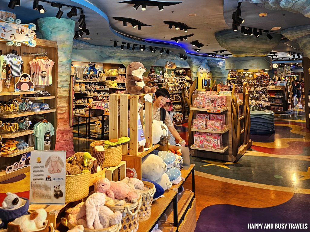 Ocean Park Hong Kong 92 - shops Theme park where to go to Hong Kong Itinerary - Happy and Busy Travels