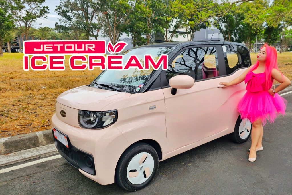 JETOUR Ice Cream full electric vehicle pink review - Happy and Busy Travels