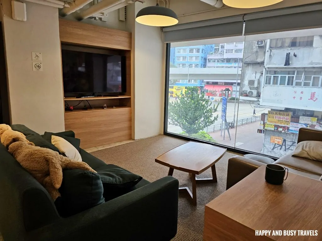 Weave Studios Prince Edward 28 - lounge entertainment area features and amenities Where to stay in Hong Kong accommodation co living hotel - Happy and Busy Travels